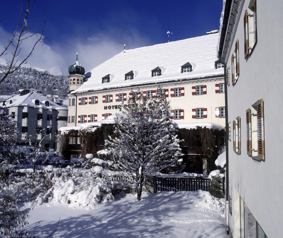 Schlosshotel Post Edelfreisitz Sprengenstein Imst Cameră foto