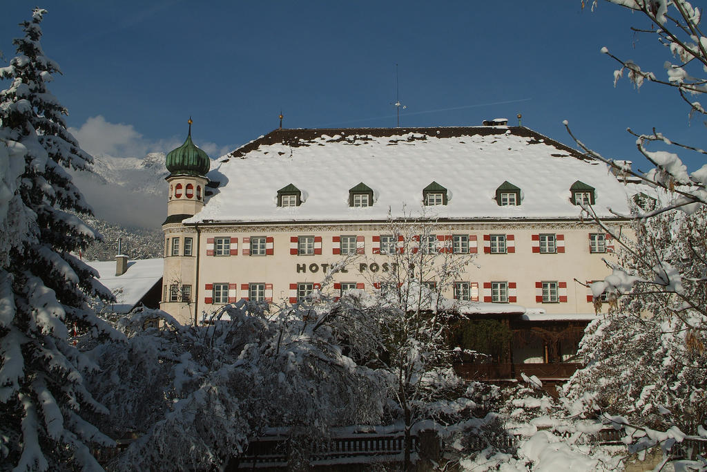 Schlosshotel Post Edelfreisitz Sprengenstein Imst Cameră foto