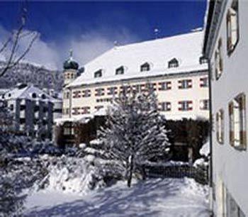 Schlosshotel Post Edelfreisitz Sprengenstein Imst Exterior foto